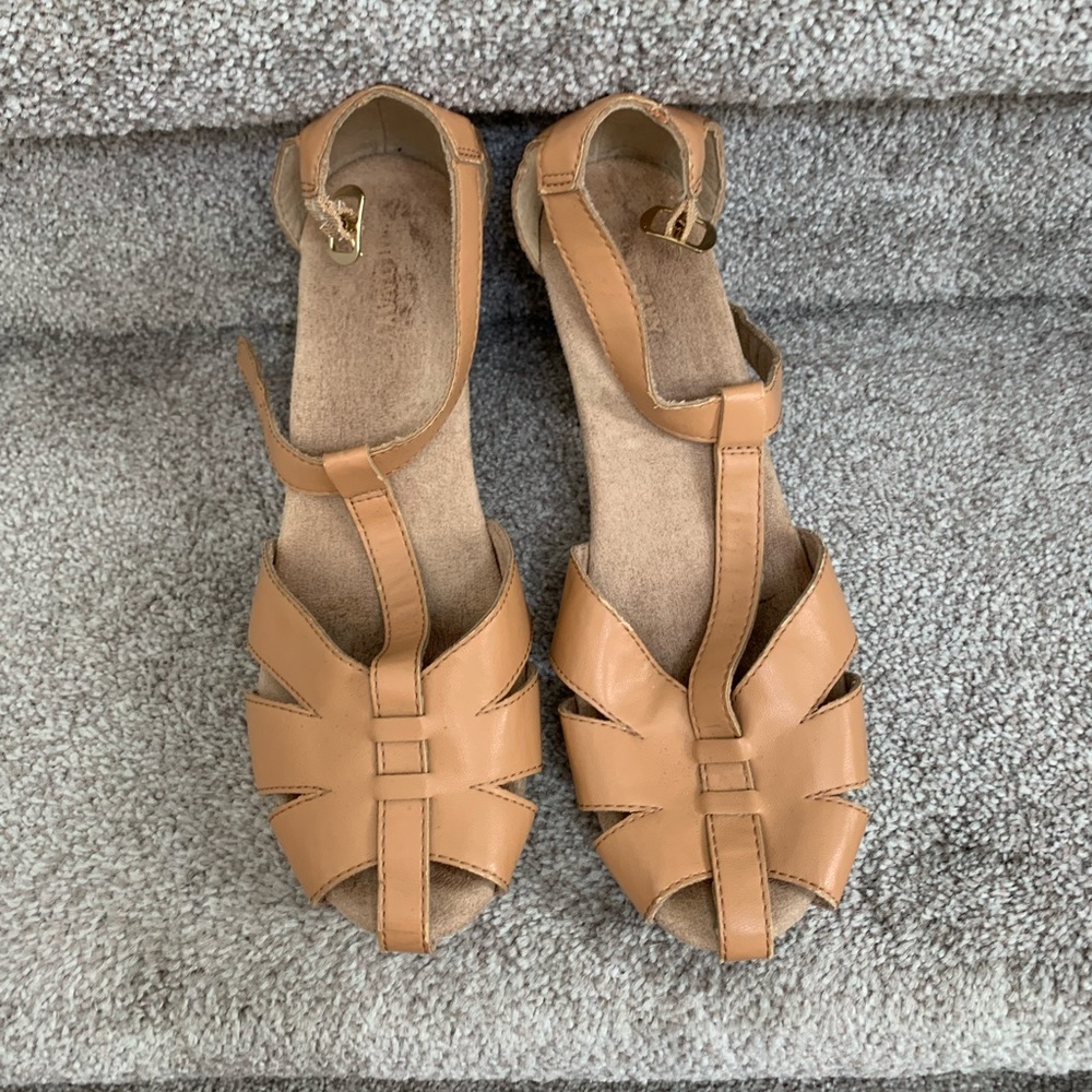 Size 10, Old Navy clogs